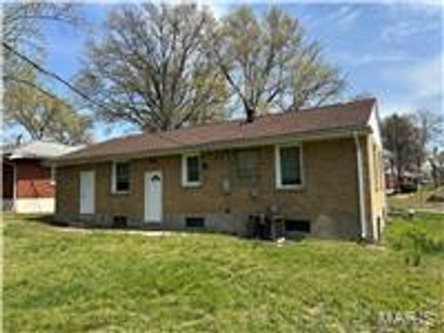 9343 Duenke Drive, St Louis, MO 63137