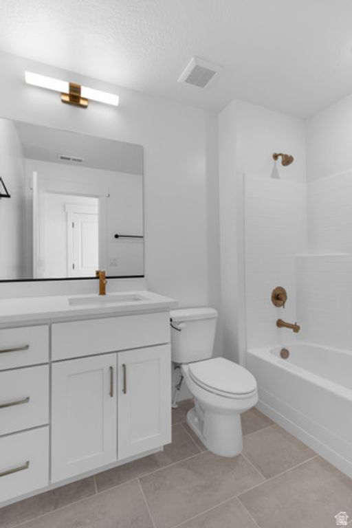 Image 15 of property listing at 2414 W SANTA FE DR, Mapleton, UT 84664