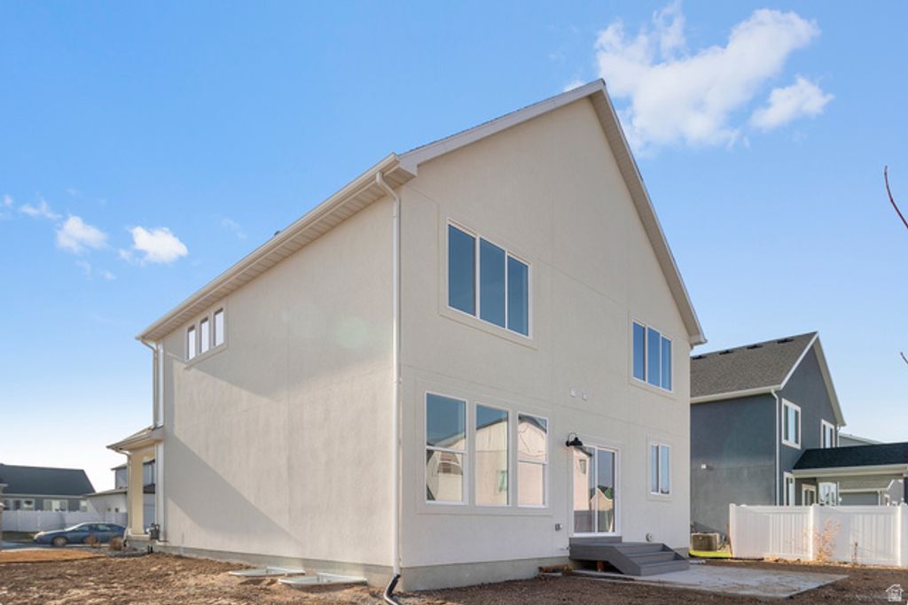 Image 17 of property listing at 2414 W SANTA FE DR, Mapleton, UT 84664