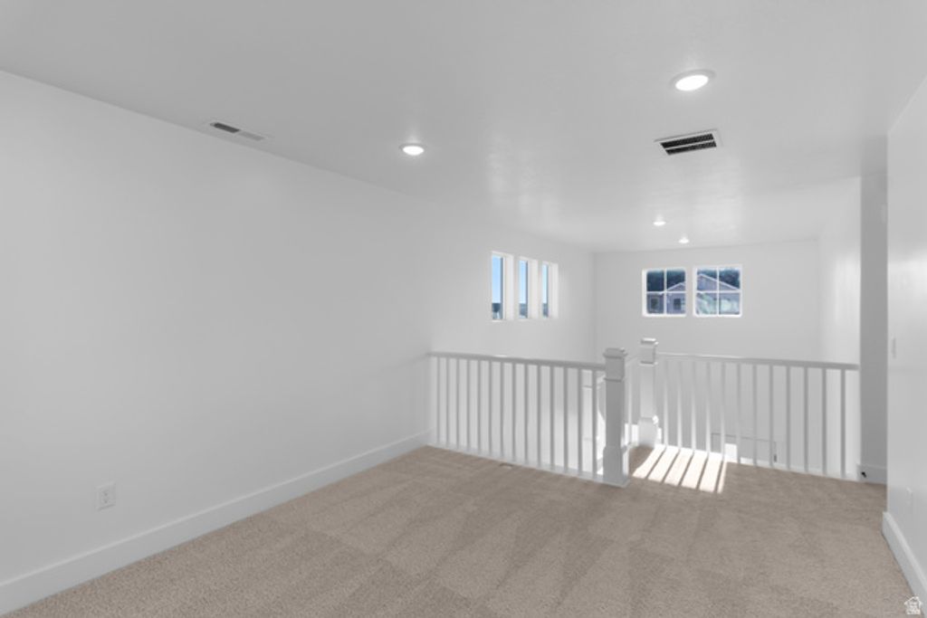 Image 7 of property listing at 2414 W SANTA FE DR, Mapleton, UT 84664