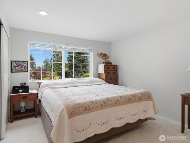 2012 Lincoln Circle Circle SE, Renton, WA 98055