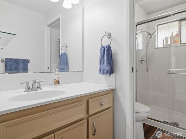2012 Lincoln Circle Circle SE, Renton, WA 98055
