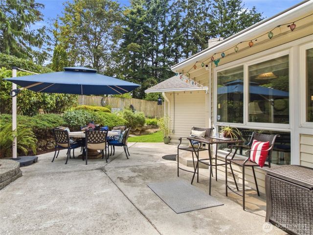 2012 Lincoln Circle Circle SE, Renton, WA 98055