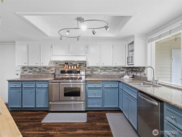 2012 Lincoln Circle Circle SE, Renton, WA 98055