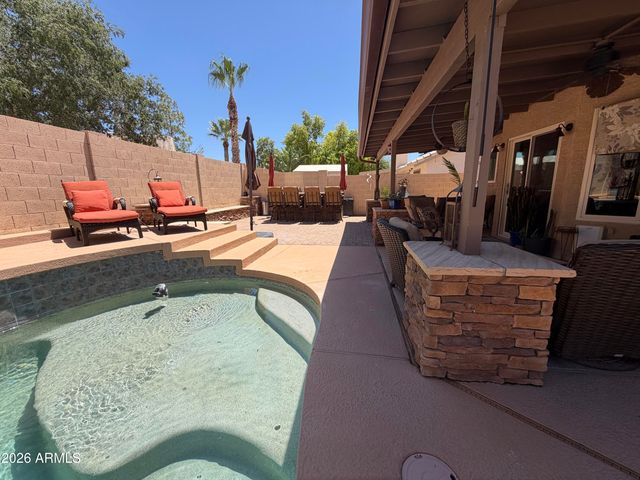 5614 W BUTLER Drive, Chandler, AZ 85226