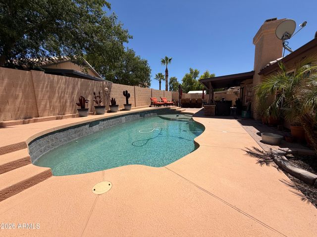5614 W BUTLER Drive, Chandler, AZ 85226