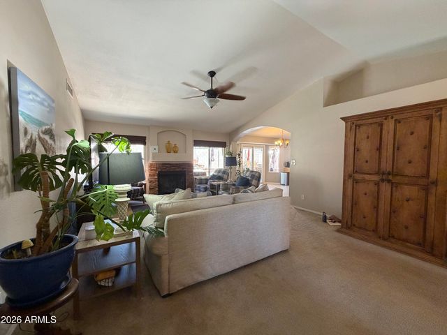 5614 W BUTLER Drive, Chandler, AZ 85226