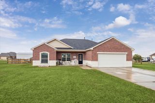 5658 Longhorn Trail, Sealy, TX 77474