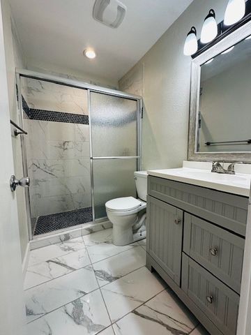 1129 S 11th St 4, Port Aransas, TX 78373