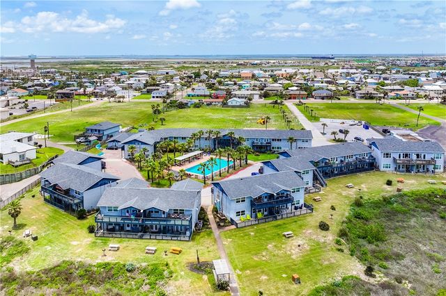 1129 S 11th St 4, Port Aransas, TX 78373