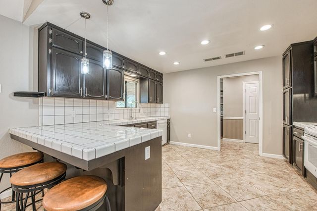 33717 River Knolls Road, Coarsegold, CA 93614