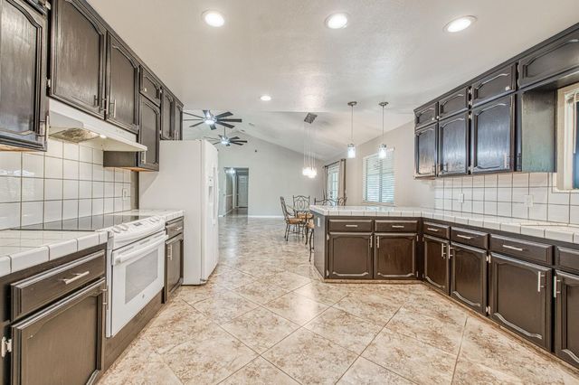 33717 River Knolls Road, Coarsegold, CA 93614
