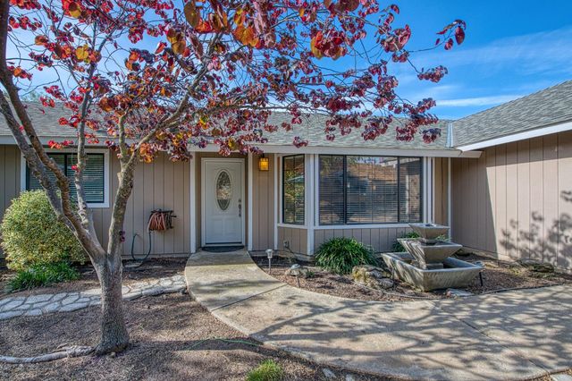 33717 River Knolls Road, Coarsegold, CA 93614