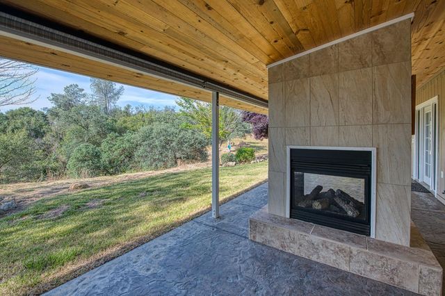 33717 River Knolls Road, Coarsegold, CA 93614