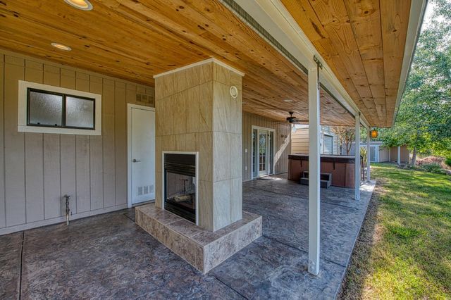 33717 River Knolls Road, Coarsegold, CA 93614