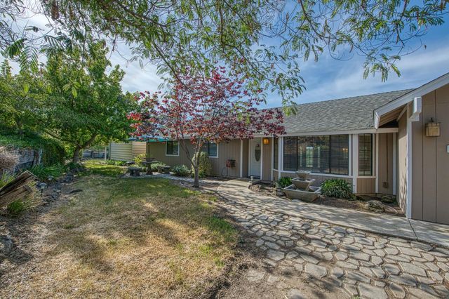 33717 River Knolls Road, Coarsegold, CA 93614