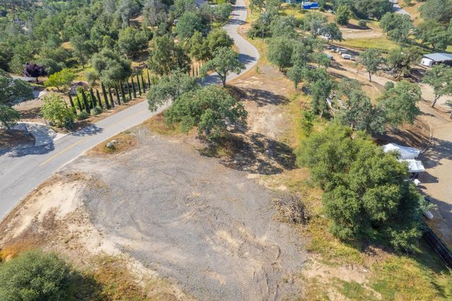 33717 River Knolls Road, Coarsegold, CA 93614