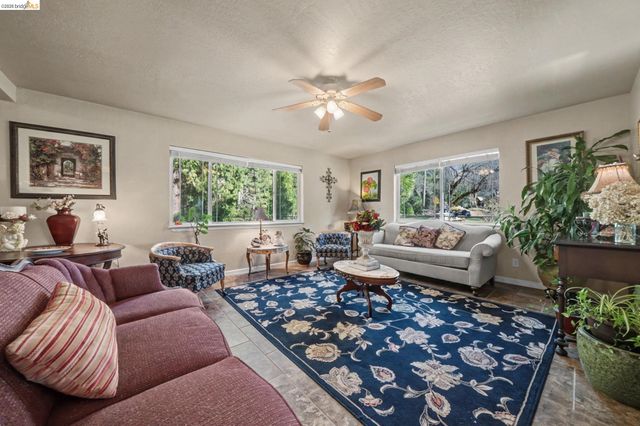 6145 Swiss Ranch Rd, Mountain Ranch, CA 95246