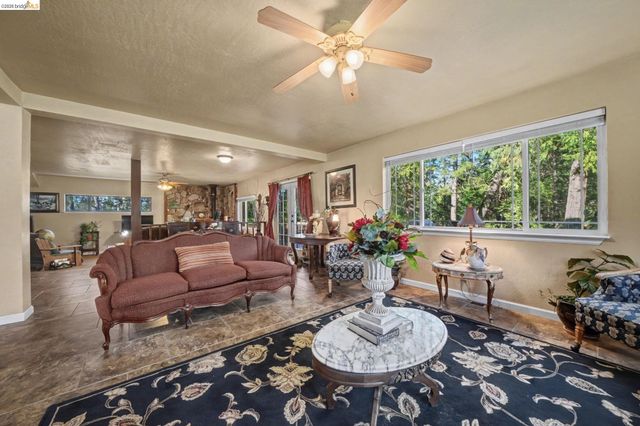 6145 Swiss Ranch Rd, Mountain Ranch, CA 95246