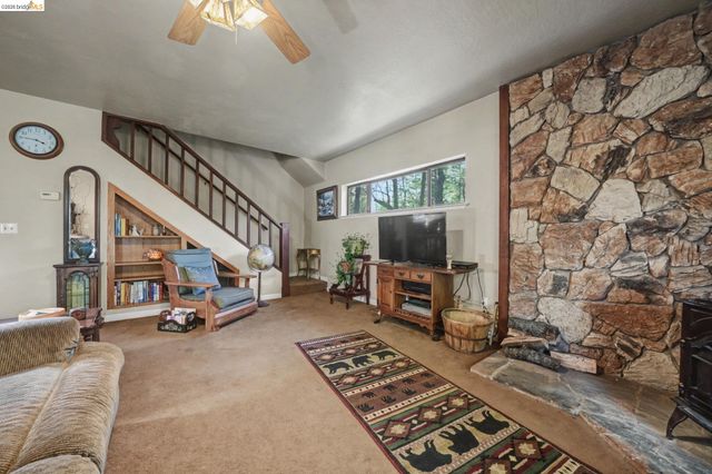 6145 Swiss Ranch Rd, Mountain Ranch, CA 95246