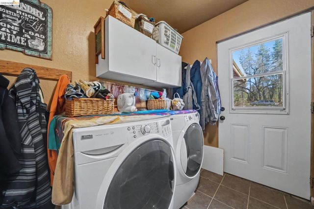 6145 Swiss Ranch Rd, Mountain Ranch, CA 95246