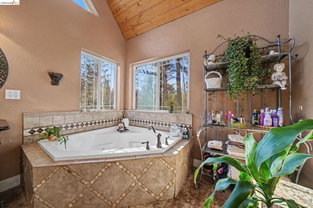 6145 Swiss Ranch Rd, Mountain Ranch, CA 95246