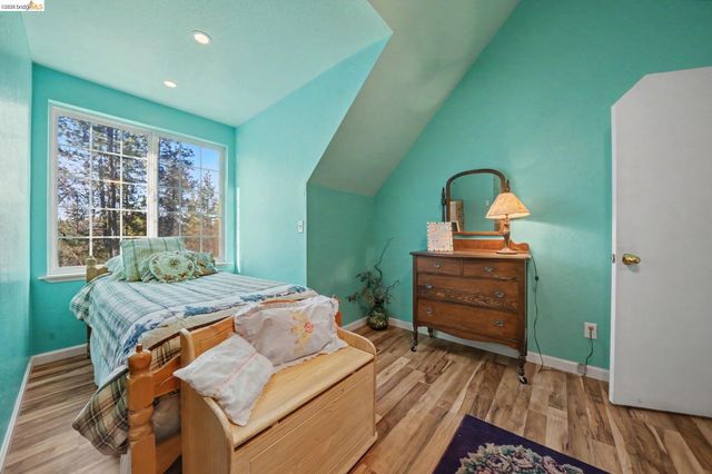 6145 Swiss Ranch Rd, Mountain Ranch, CA 95246