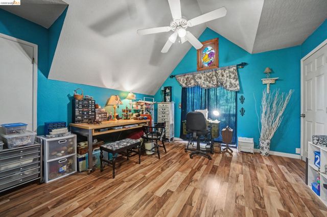 6145 Swiss Ranch Rd, Mountain Ranch, CA 95246