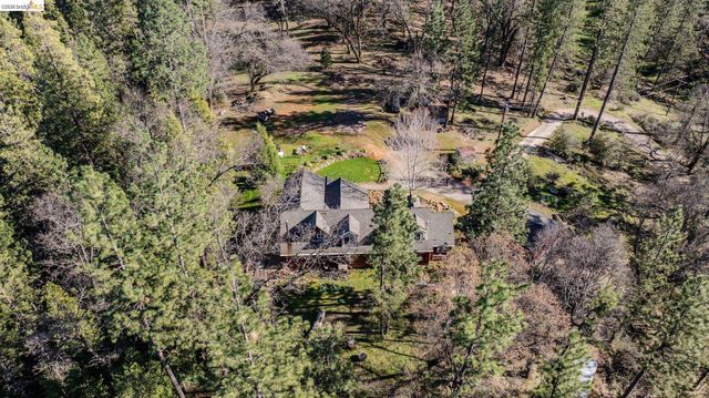 6145 Swiss Ranch Rd, Mountain Ranch, CA 95246