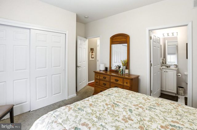 45 INVERNESS LN, Easton, PA 18045