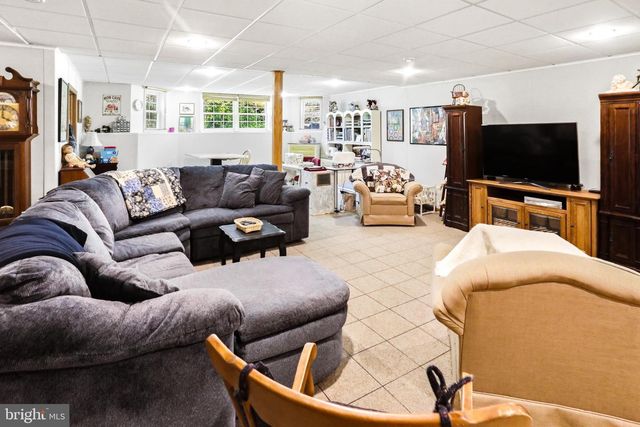 45 INVERNESS LN, Easton, PA 18045
