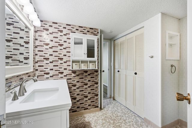 925 HALIFAX Avenue 0103, Daytona Beach, FL 32118