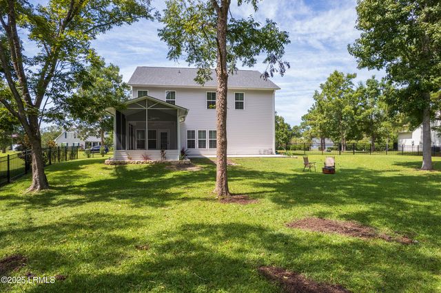 2267 Osprey Lake Circle, Hardeeville, SC 29927