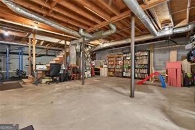 1199 Ashley Lake Drive, Marietta, GA 30062