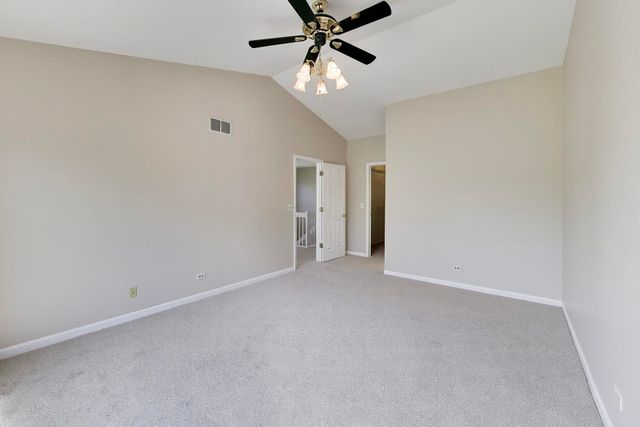 1325 Newport Street, Mundelein, IL 60060