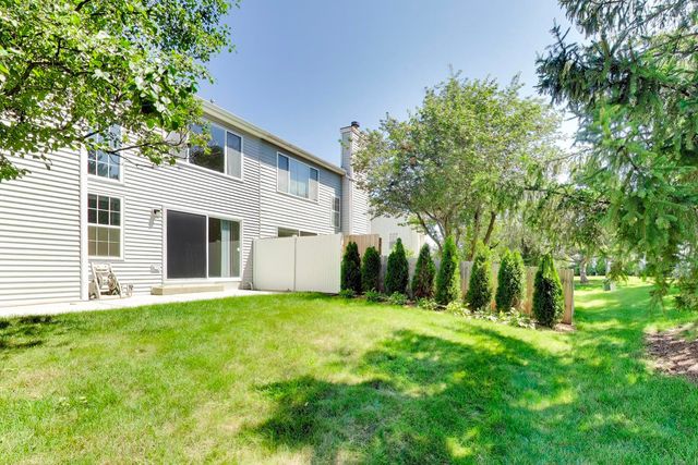 1325 Newport Street, Mundelein, IL 60060