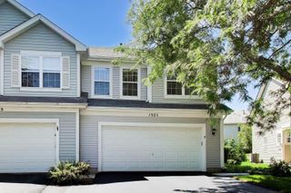 1325 Newport Street, Mundelein, IL 60060