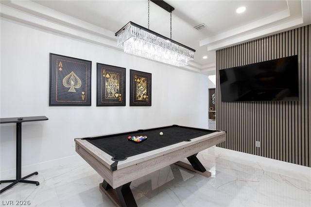 6525 Ponderosa Way, Las Vegas, NV 89118
