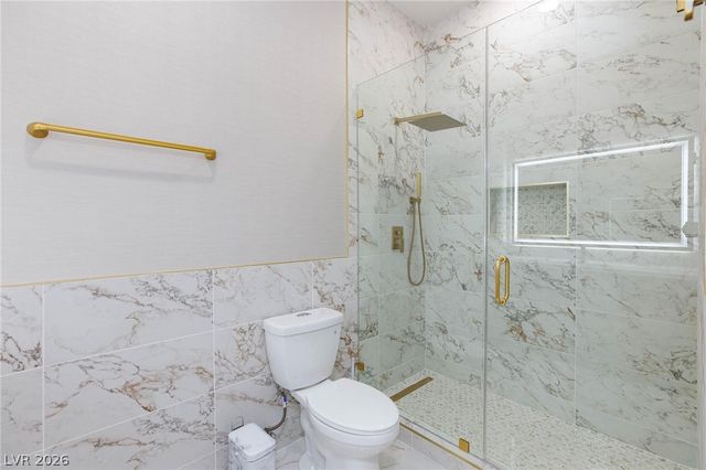 6525 Ponderosa Way, Las Vegas, NV 89118