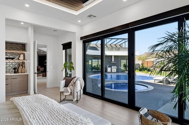 1831 E PALMAIRE Avenue, Phoenix, AZ 85020