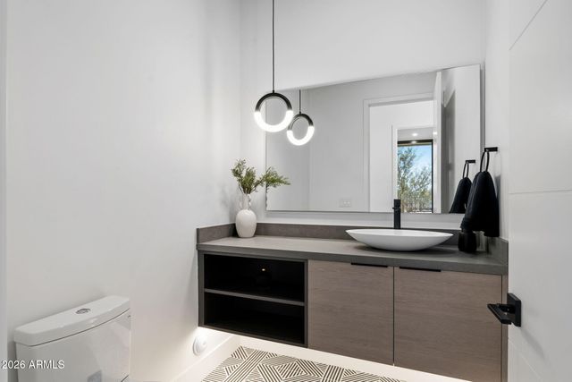 1831 E PALMAIRE Avenue, Phoenix, AZ 85020