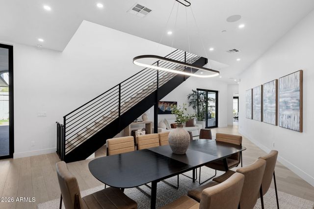 1831 E PALMAIRE Avenue, Phoenix, AZ 85020