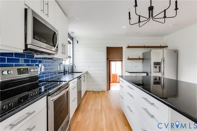 2307 Cranbrook Rd, Henrico, VA 23229