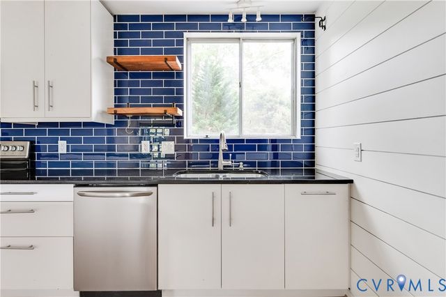 2307 Cranbrook Rd, Henrico, VA 23229