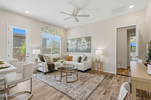 6560 W Winding Knoll Place, Marana, AZ 85658