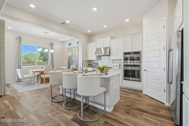 6560 W Winding Knoll Place, Marana, AZ 85658