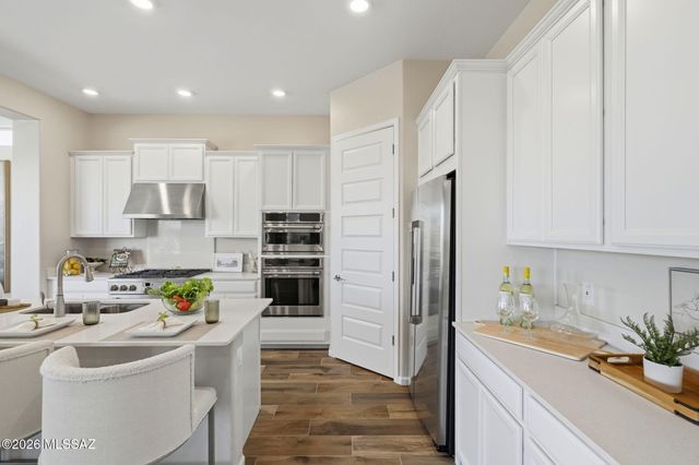 6560 W Winding Knoll Place, Marana, AZ 85658
