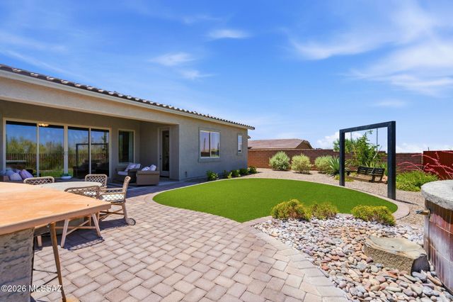6560 W Winding Knoll Place, Marana, AZ 85658