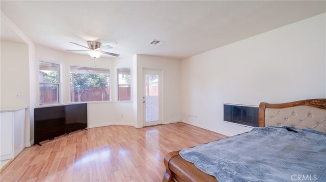 13619 W Constitution Way, Fontana, CA 92336