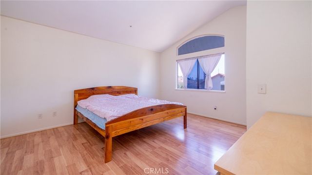 13619 W Constitution Way, Fontana, CA 92336